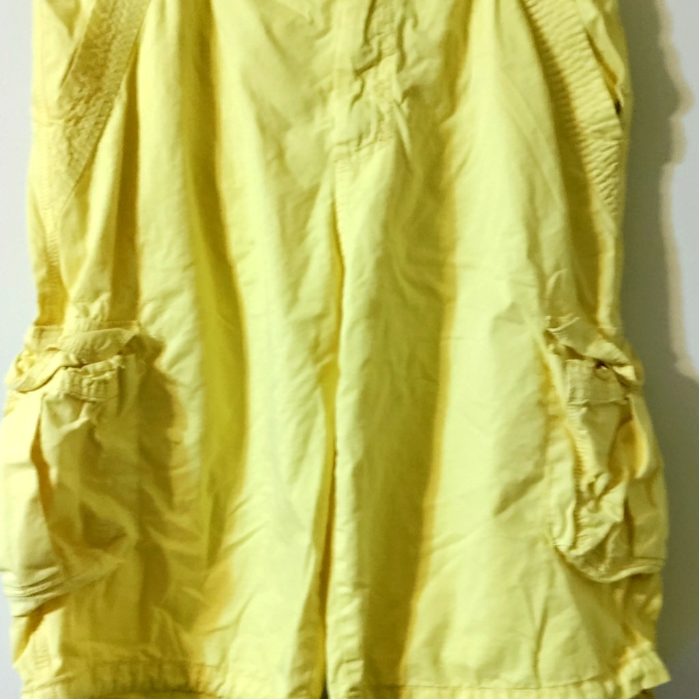 Better Wear Cargo Shorts Yellow Size 36